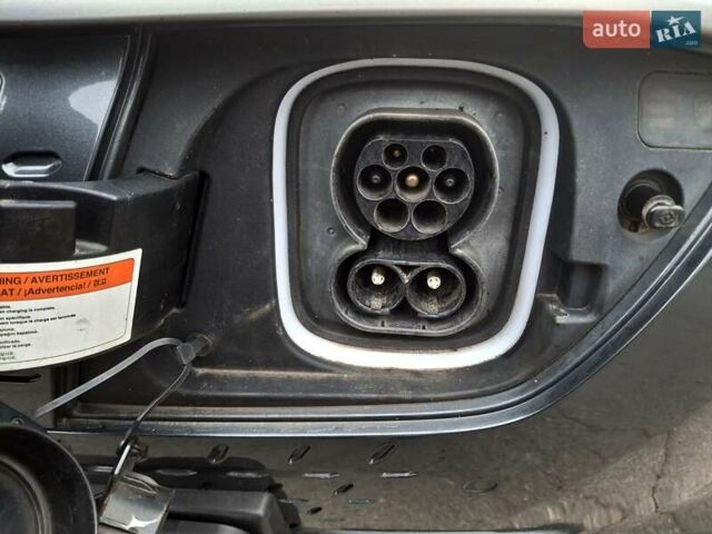 Хендай Kona 2019 в Днепре (Днепропетровске) на Automoto.ua Серый Хендай Kona, объемом двигателя 0 л и пробегом 130 тыс. км за 17400 $, фото 31 на Automoto.ua