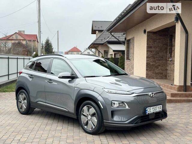 Серый Хендай Kona, объемом двигателя 0 л и пробегом 87 тыс. км за 18900 $, фото 1 на Automoto.ua