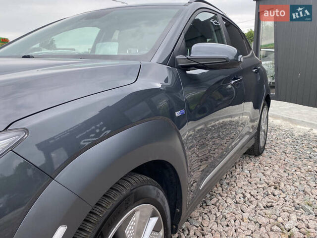 Сірий Хендай Kona, об'ємом двигуна 0 л та пробігом 115 тис. км за 18700 $, фото 7 на Automoto.ua