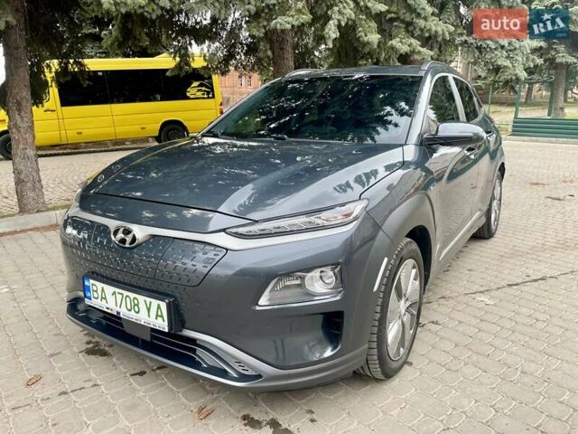 Сірий Хендай Kona, об'ємом двигуна 0 л та пробігом 92 тис. км за 17900 $, фото 1 на Automoto.ua