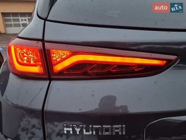 Серый Хендай Kona, объемом двигателя 0 л и пробегом 151 тыс. км за 16399 $, фото 12 на Automoto.ua