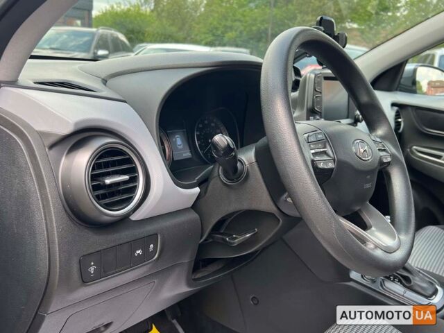 Серый Хендай Kona, объемом двигателя 2 л и пробегом 106 тыс. км за 17600 $, фото 11 на Automoto.ua
