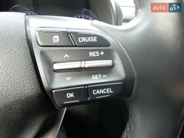 Сірий Хендай Kona, об'ємом двигуна 2 л та пробігом 112 тис. км за 14200 $, фото 22 на Automoto.ua