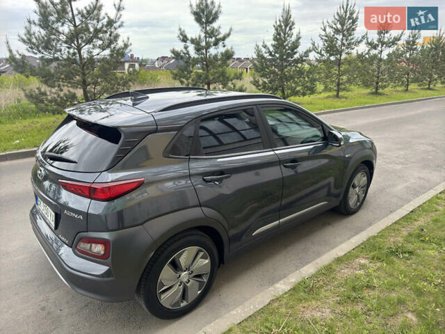 Сірий Хендай Kona, об'ємом двигуна 0 л та пробігом 65 тис. км за 17300 $, фото 38 на Automoto.ua