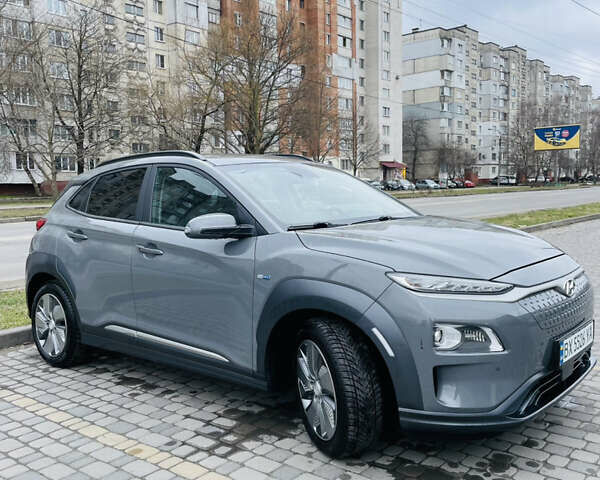 Сірий Хендай Kona, об'ємом двигуна 0 л та пробігом 103 тис. км за 17220 $, фото 3 на Automoto.ua