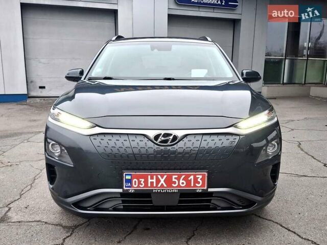 Сірий Хендай Kona, об'ємом двигуна 0 л та пробігом 114 тис. км за 17300 $, фото 1 на Automoto.ua
