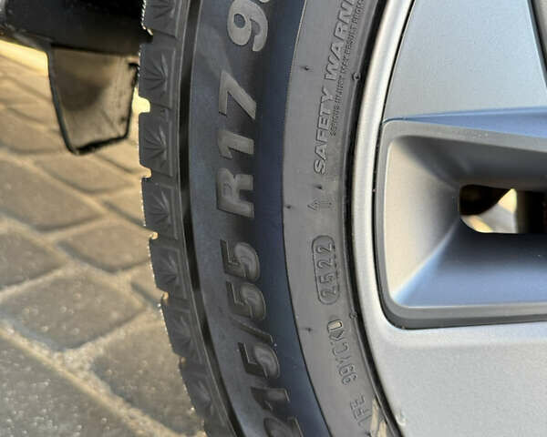 Сірий Хендай Kona, об'ємом двигуна 0 л та пробігом 39 тис. км за 17900 $, фото 39 на Automoto.ua