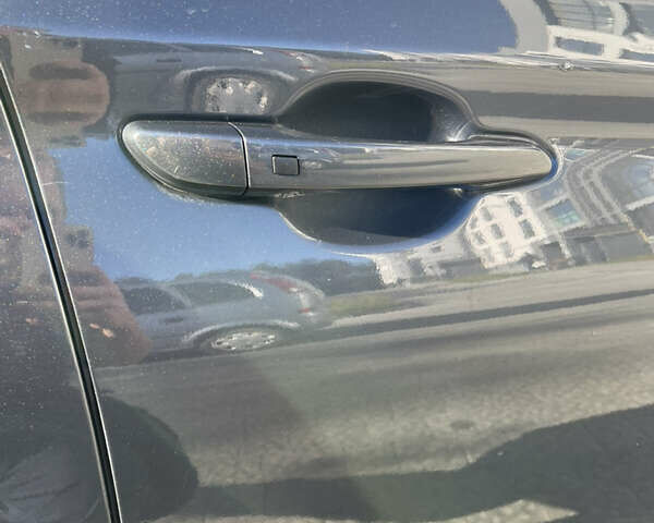 Серый Хендай Kona, объемом двигателя 2 л и пробегом 93 тыс. км за 15900 $, фото 37 на Automoto.ua