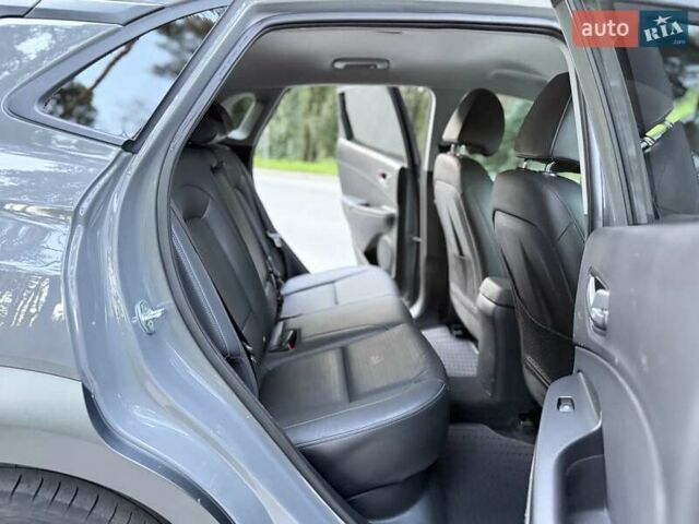 Серый Хендай Kona, объемом двигателя 0 л и пробегом 95 тыс. км за 17300 $, фото 79 на Automoto.ua