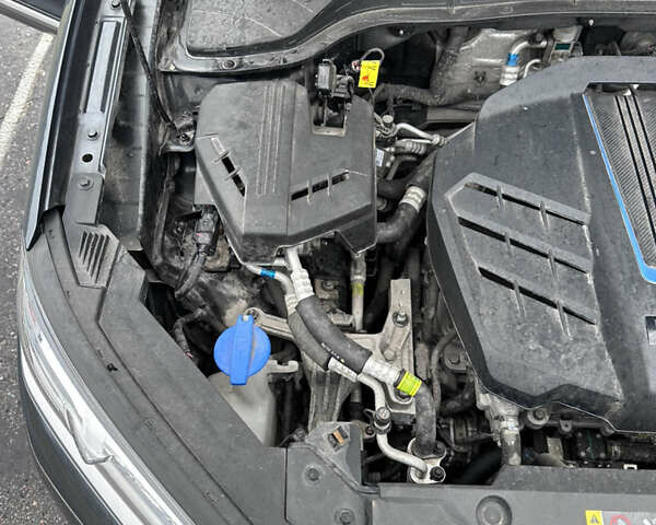 Серый Хендай Kona, объемом двигателя 0 л и пробегом 115 тыс. км за 19000 $, фото 34 на Automoto.ua