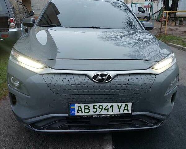 Сірий Хендай Kona, об'ємом двигуна 0 л та пробігом 110 тис. км за 16500 $, фото 4 на Automoto.ua