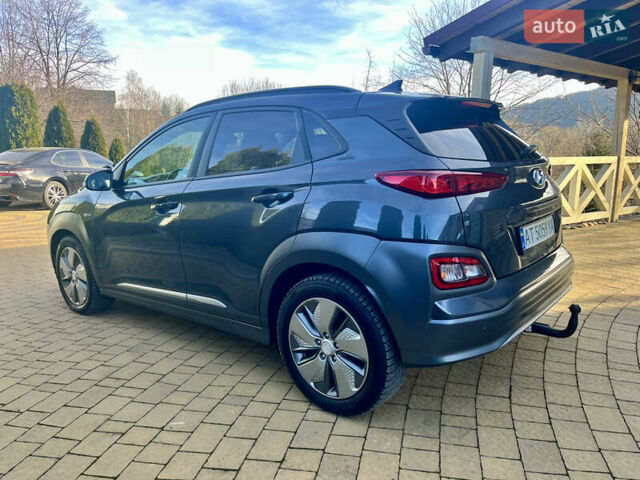 Серый Хендай Kona, объемом двигателя 0 л и пробегом 95 тыс. км за 17500 $, фото 24 на Automoto.ua