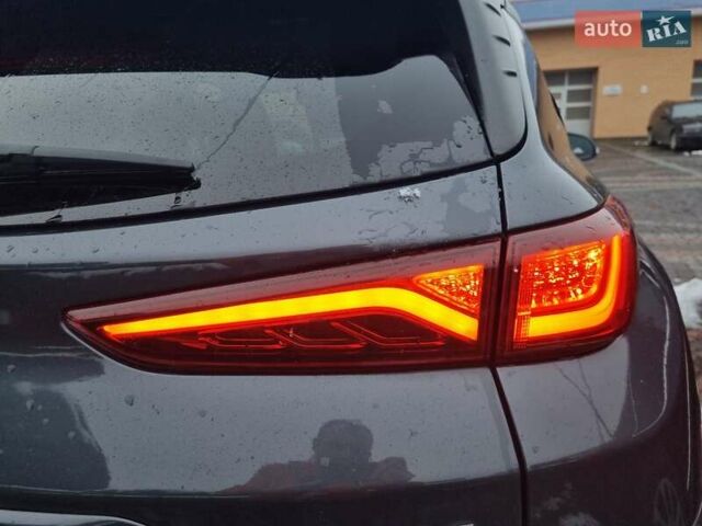 Серый Хендай Kona, объемом двигателя 0 л и пробегом 151 тыс. км за 16399 $, фото 11 на Automoto.ua