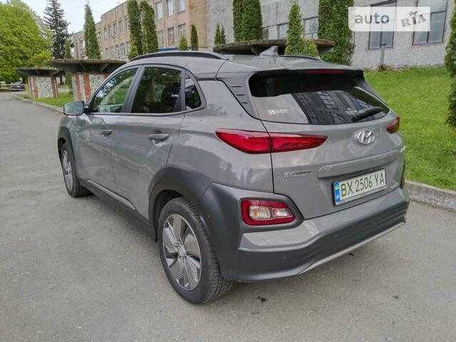 Сірий Хендай Kona, об'ємом двигуна 0 л та пробігом 70 тис. км за 21600 $, фото 24 на Automoto.ua