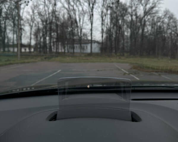 Серый Хендай Kona, объемом двигателя 0 л и пробегом 115 тыс. км за 19000 $, фото 31 на Automoto.ua