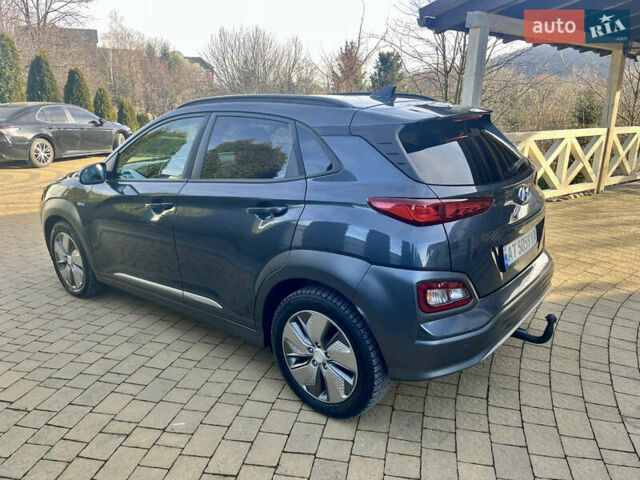Серый Хендай Kona, объемом двигателя 0 л и пробегом 95 тыс. км за 17500 $, фото 25 на Automoto.ua