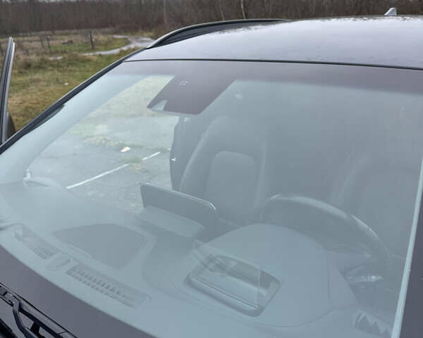 Серый Хендай Kona, объемом двигателя 0 л и пробегом 115 тыс. км за 19000 $, фото 32 на Automoto.ua