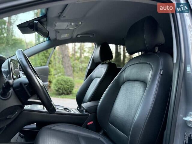 Серый Хендай Kona, объемом двигателя 0 л и пробегом 96 тыс. км за 17200 $, фото 45 на Automoto.ua