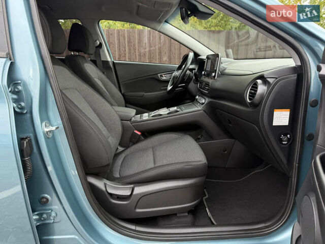 Серый Хендай Kona, объемом двигателя 0 л и пробегом 127 тыс. км за 17650 $, фото 29 на Automoto.ua