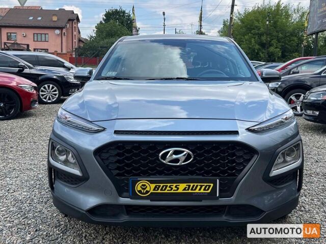 Серый Хендай Kona, объемом двигателя 2 л и пробегом 106 тыс. км за 17600 $, фото 1 на Automoto.ua