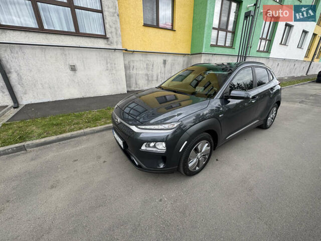 Сірий Хендай Kona, об'ємом двигуна 0 л та пробігом 65 тис. км за 17300 $, фото 32 на Automoto.ua