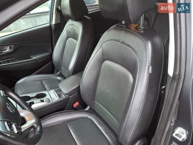 Хендай Kona 2019 в Днепре (Днепропетровске) на Automoto.ua Серый Хендай Kona, объемом двигателя 0 л и пробегом 130 тыс. км за 17400 $, фото 17 на Automoto.ua