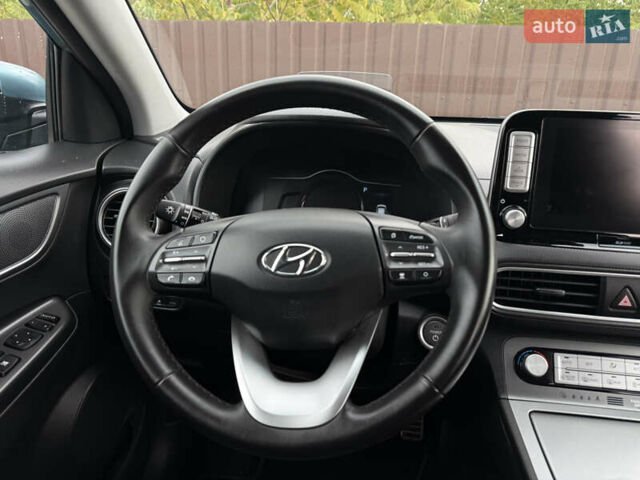 Серый Хендай Kona, объемом двигателя 0 л и пробегом 127 тыс. км за 17650 $, фото 27 на Automoto.ua