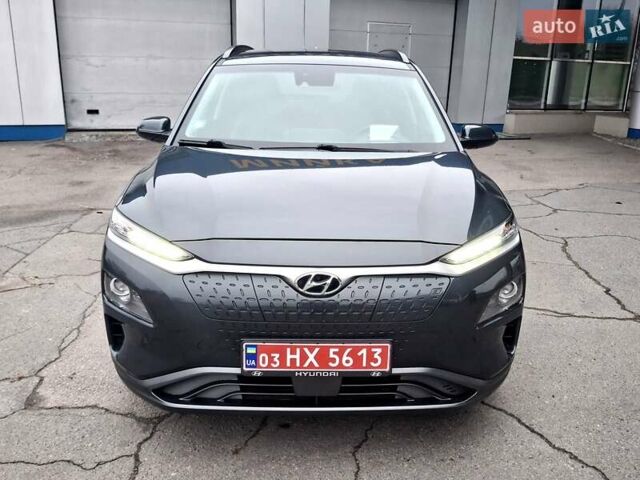 Сірий Хендай Kona, об'ємом двигуна 0 л та пробігом 114 тис. км за 17300 $, фото 4 на Automoto.ua