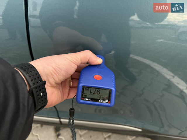 Серый Хендай Kona, объемом двигателя 0 л и пробегом 127 тыс. км за 17650 $, фото 63 на Automoto.ua