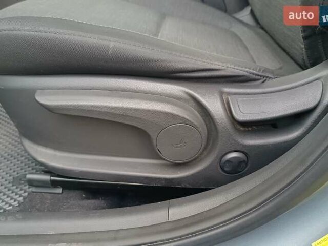 Сірий Хендай Kona, об'ємом двигуна 2 л та пробігом 112 тис. км за 14200 $, фото 20 на Automoto.ua