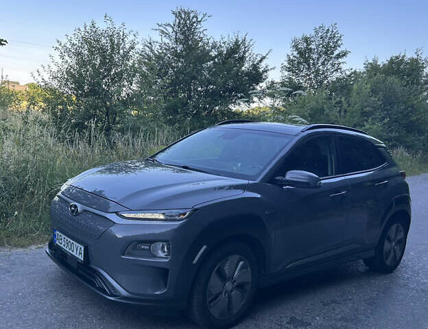 Сірий Хендай Kona, об'ємом двигуна 0 л та пробігом 122 тис. км за 17200 $, фото 6 на Automoto.ua