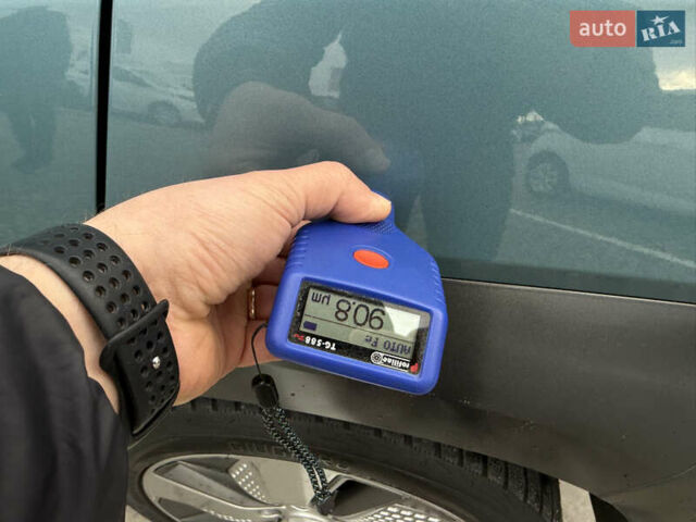 Серый Хендай Kona, объемом двигателя 0 л и пробегом 127 тыс. км за 17650 $, фото 61 на Automoto.ua