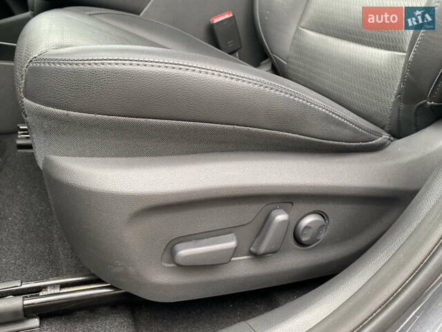Сірий Хендай Kona, об'ємом двигуна 0 л та пробігом 115 тис. км за 18700 $, фото 19 на Automoto.ua
