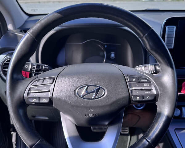 Сірий Хендай Kona, об'ємом двигуна 0 л та пробігом 164 тис. км за 16800 $, фото 18 на Automoto.ua