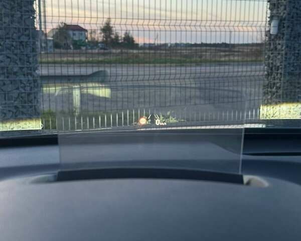 Сірий Хендай Kona, об'ємом двигуна 0 л та пробігом 113 тис. км за 17800 $, фото 15 на Automoto.ua