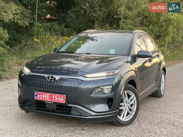 Серый Хендай Kona, объемом двигателя 0 л и пробегом 76 тыс. км за 16800 $, фото 19 на Automoto.ua