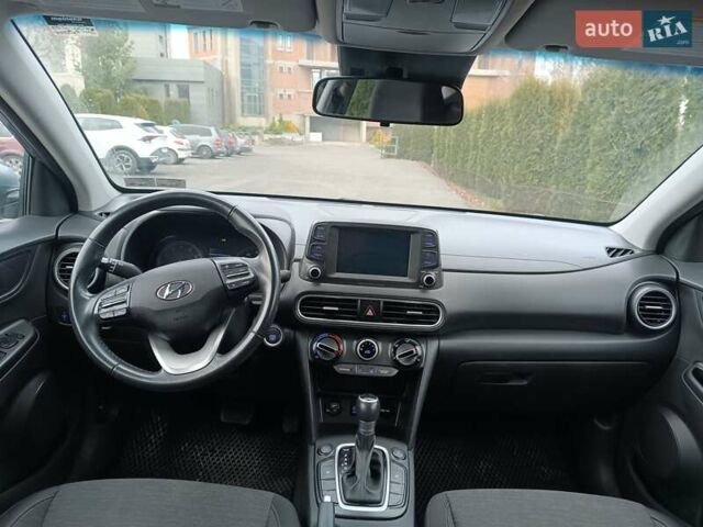 Сірий Хендай Kona, об'ємом двигуна 2 л та пробігом 112 тис. км за 14200 $, фото 15 на Automoto.ua