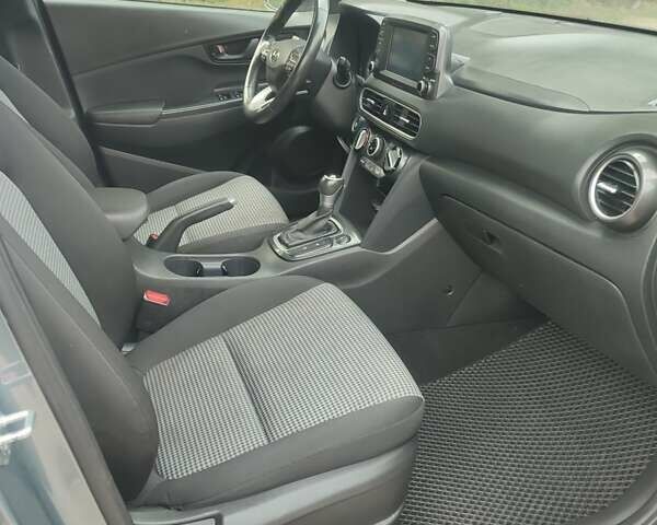 Серый Хендай Kona, объемом двигателя 2 л и пробегом 112 тыс. км за 14700 $, фото 22 на Automoto.ua