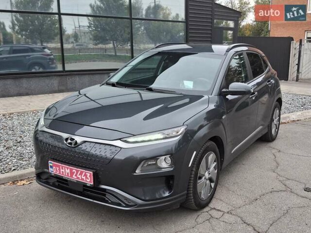 Хендай Kona 2019 в Днепре (Днепропетровске) на Automoto.ua Серый Хендай Kona, объемом двигателя 0 л и пробегом 130 тыс. км за 17400 $, фото 6 на Automoto.ua