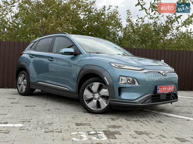 Серый Хендай Kona, объемом двигателя 0 л и пробегом 127 тыс. км за 17650 $, фото 4 на Automoto.ua