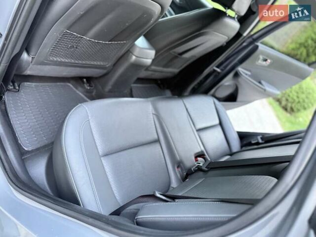 Серый Хендай Kona, объемом двигателя 0 л и пробегом 95 тыс. км за 17300 $, фото 76 на Automoto.ua