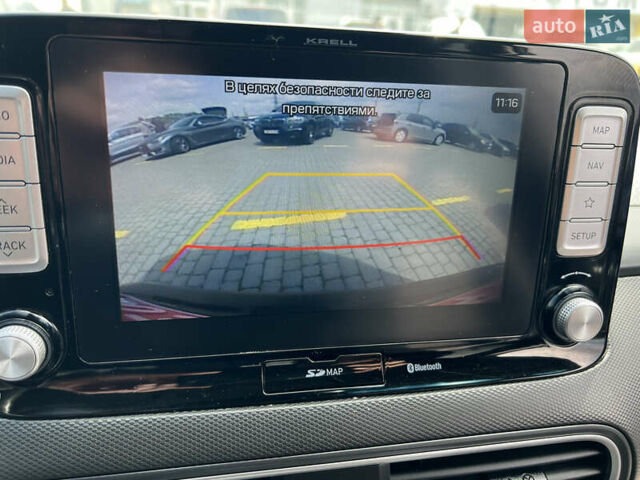 Серый Хендай Kona, объемом двигателя 0 л и пробегом 96 тыс. км за 17300 $, фото 21 на Automoto.ua