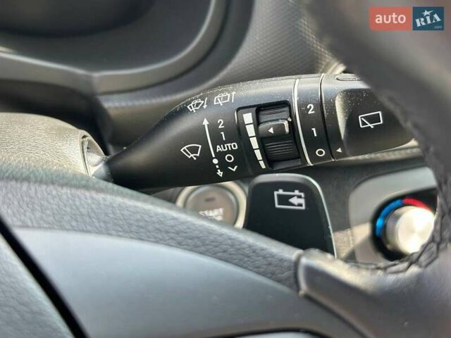 Сірий Хендай Kona, об'ємом двигуна 0 л та пробігом 137 тис. км за 16700 $, фото 17 на Automoto.ua