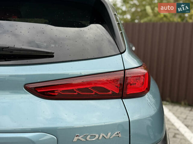 Серый Хендай Kona, объемом двигателя 0 л и пробегом 127 тыс. км за 17650 $, фото 16 на Automoto.ua