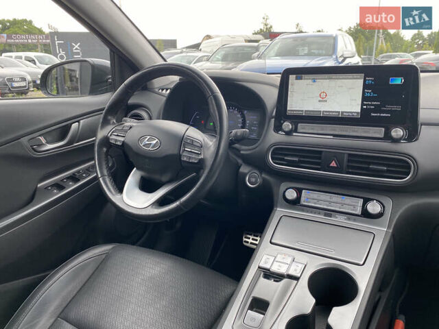 Сірий Хендай Kona, об'ємом двигуна 0 л та пробігом 115 тис. км за 18700 $, фото 27 на Automoto.ua