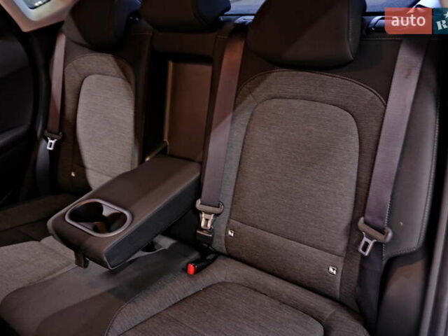 Серый Хендай Kona, объемом двигателя 0 л и пробегом 88 тыс. км за 20300 $, фото 37 на Automoto.ua