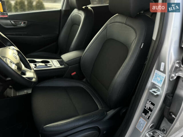 Серый Хендай Kona, объемом двигателя 0 л и пробегом 86 тыс. км за 16000 $, фото 29 на Automoto.ua
