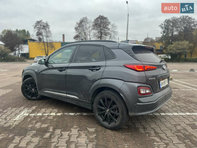 Серый Хендай Kona, объемом двигателя 0 л и пробегом 98 тыс. км за 17700 $, фото 11 на Automoto.ua