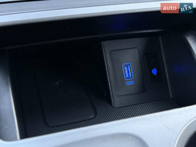 Сірий Хендай Kona, об'ємом двигуна 0 л та пробігом 81 тис. км за 17200 $, фото 109 на Automoto.ua