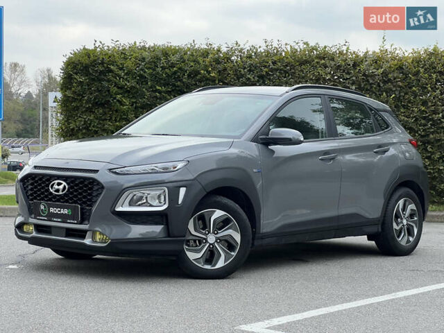 Серый Хендай Kona, объемом двигателя 1.6 л и пробегом 54 тыс. км за 20950 $, фото 9 на Automoto.ua